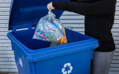 Sacs de plastique de nouveau acceptés dans le bac à récupération